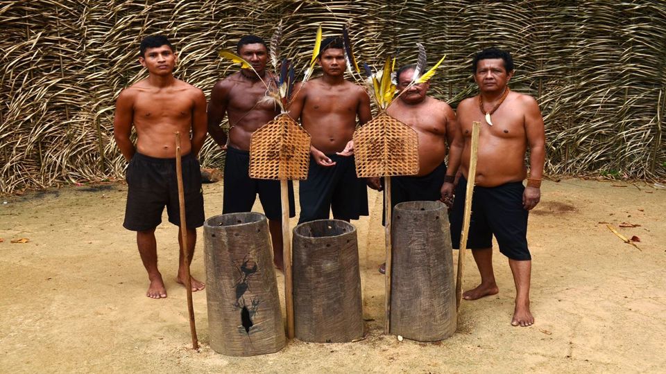 Tucandeira Ant Ritual in the Amazon foto 6